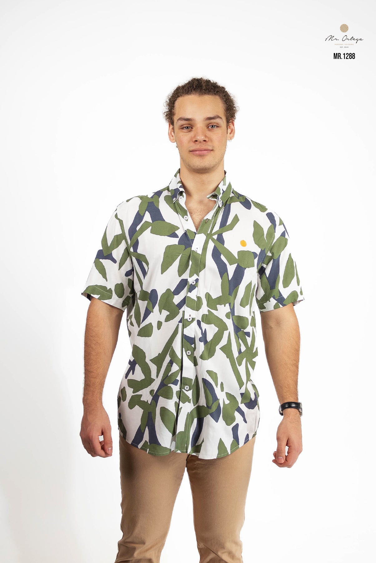 CAMISA BLANCA ESTAMPADO VERDE / AZUL MARINO
