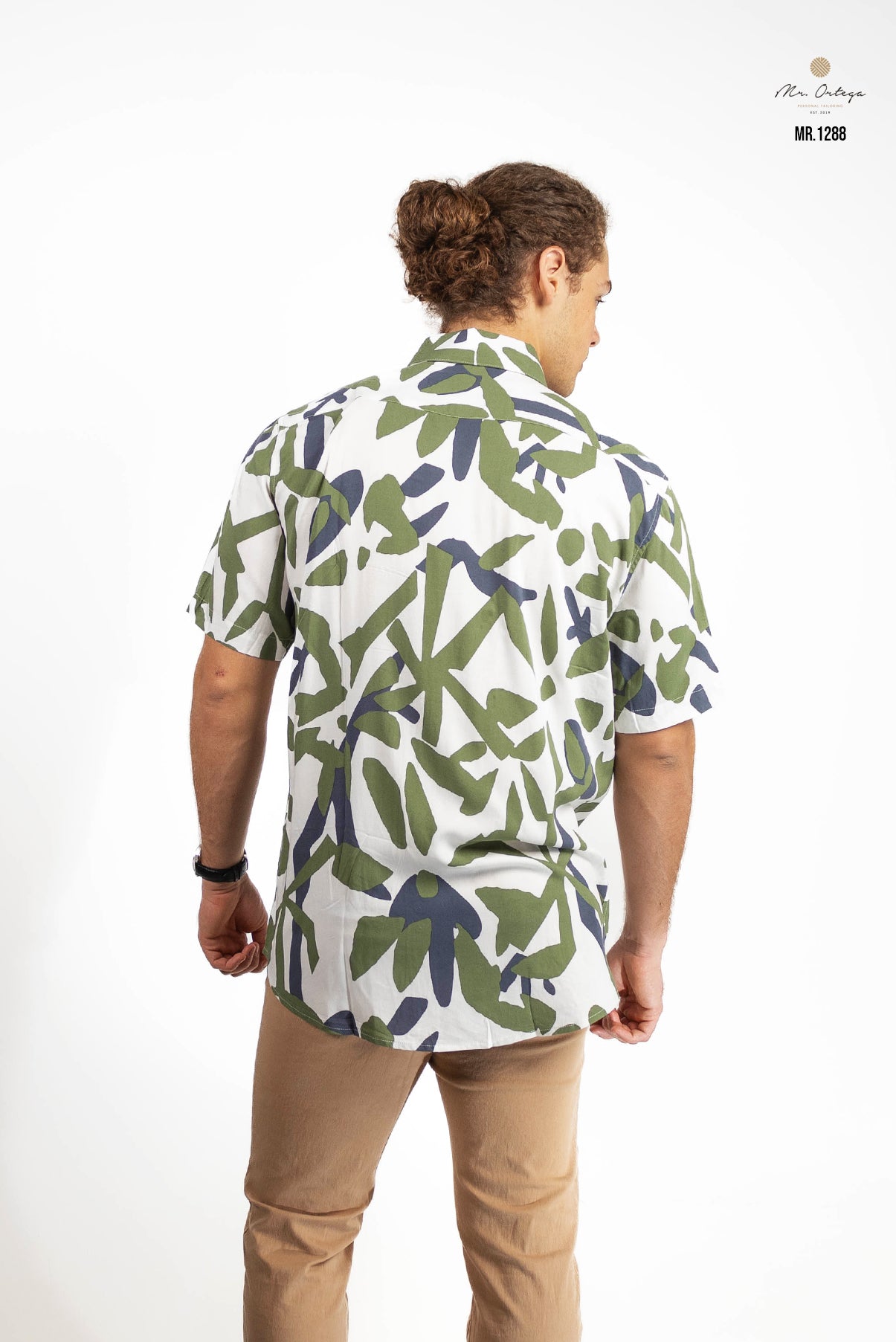 CAMISA BLANCA ESTAMPADO VERDE / AZUL MARINO