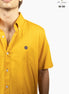 CAMISA LISA MOSTAZA OXFORD