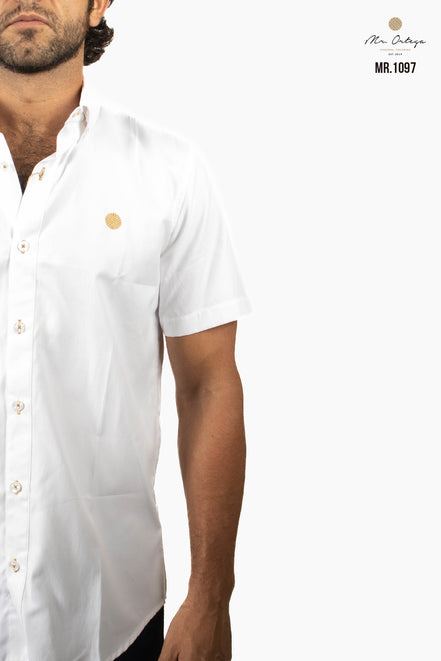CAMISA BLANCO LISO MANGA CORTA