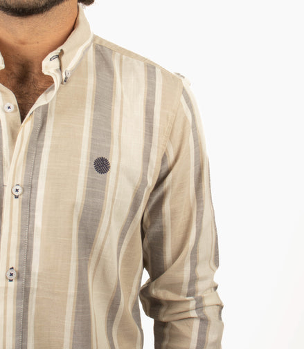 CAMISA LINEAS BEIGE Y GRIS