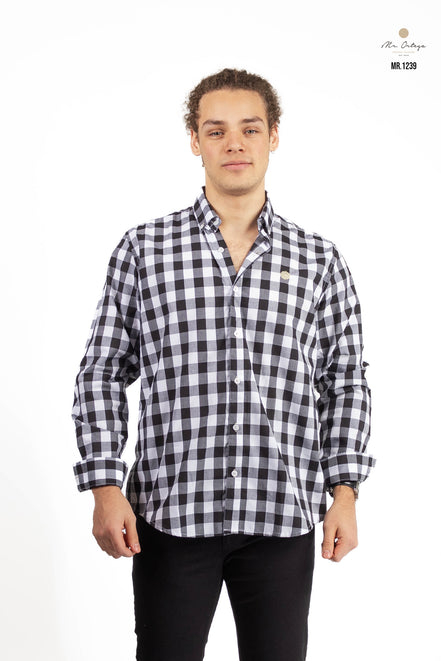 CAMISA CUADROS NEGRO Y BLANCO