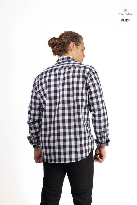 CAMISA CUADROS NEGRO Y BLANCO