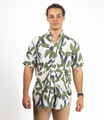 CAMISA BLANCA ESTAMPADO VERDE / AZUL MARINO