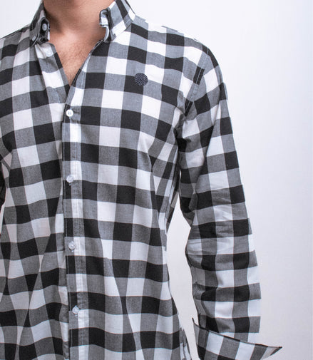 CAMISA CUADROS NEGROS / BLANCOS