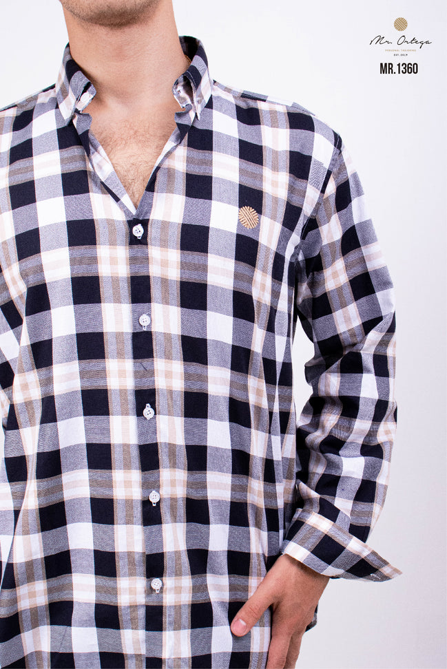 CAMISA CUADROS NEGRO, BLANCO Y BEIGE