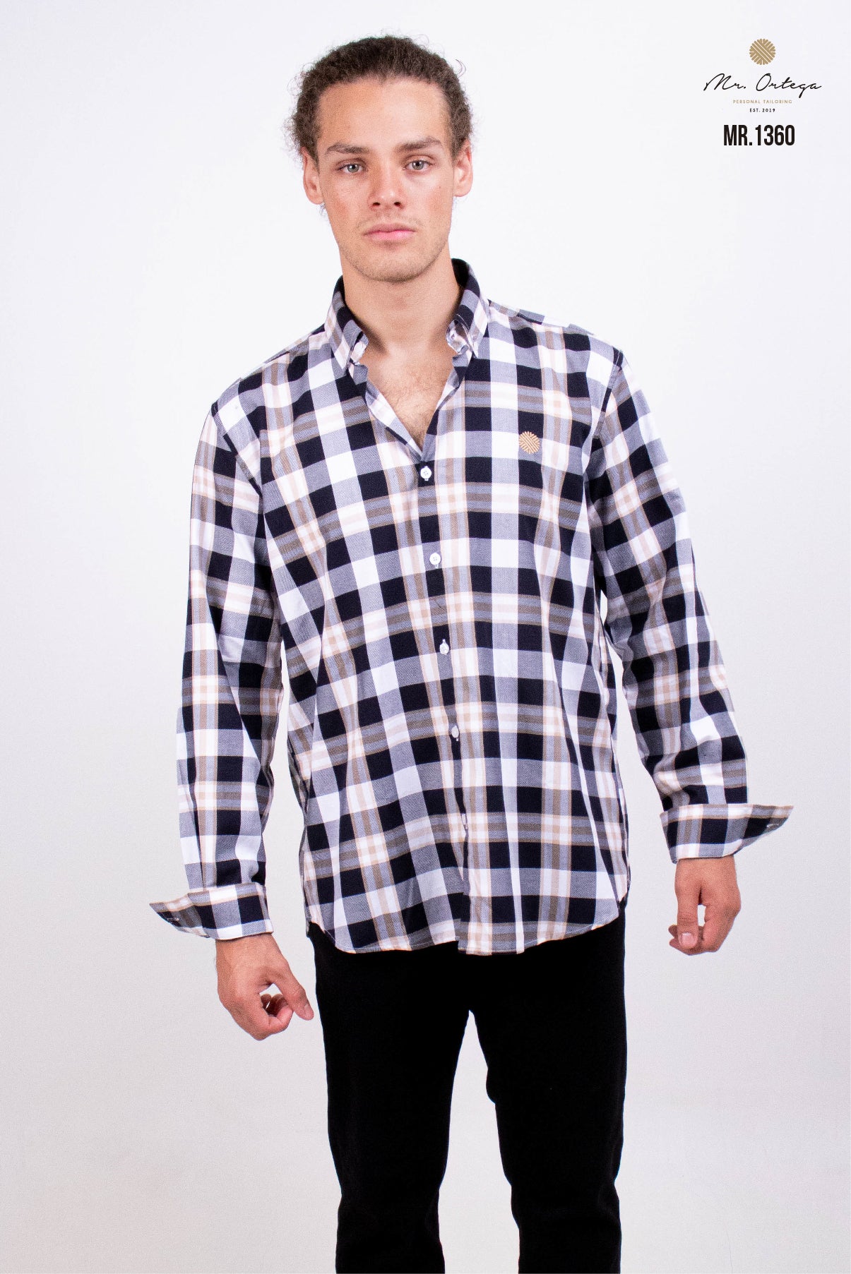 CAMISA CUADROS NEGRO, BLANCO Y BEIGE