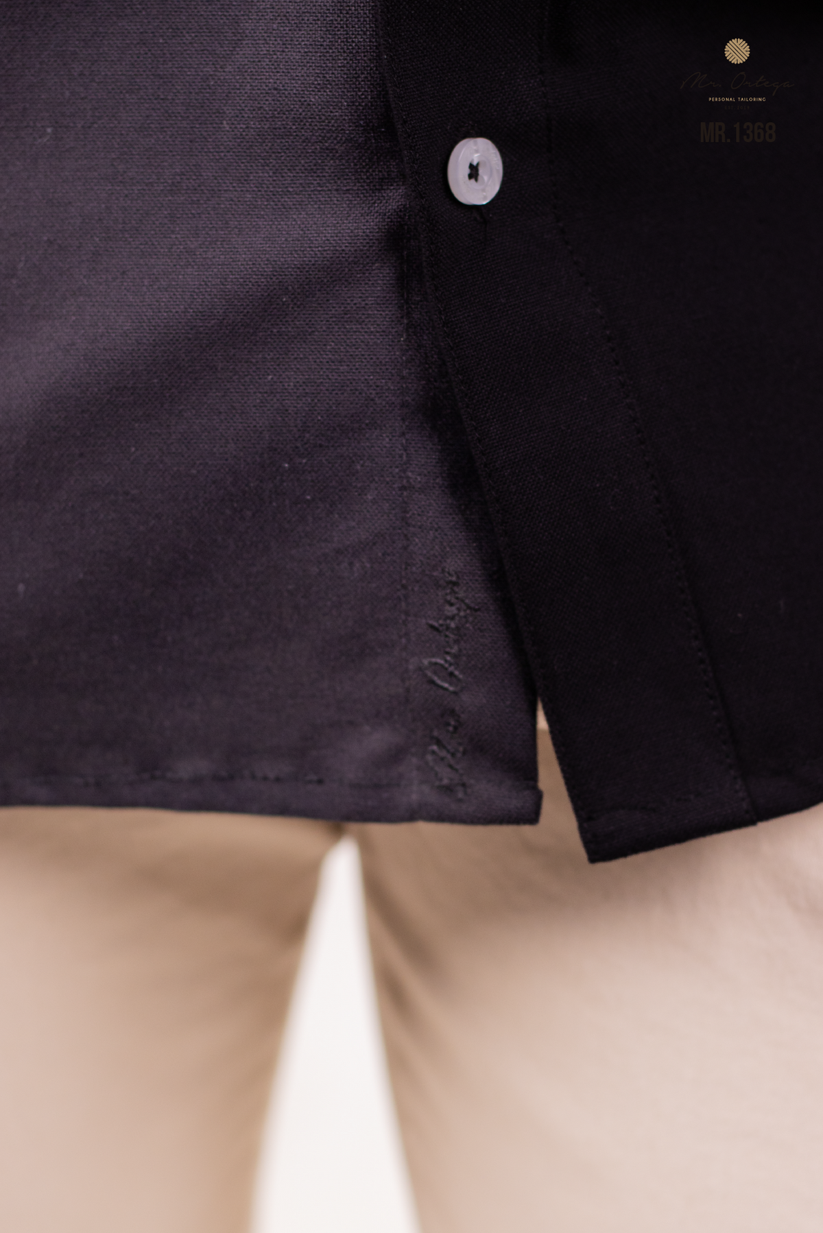 CAMISA LISA NEGRO MANGA LARGA