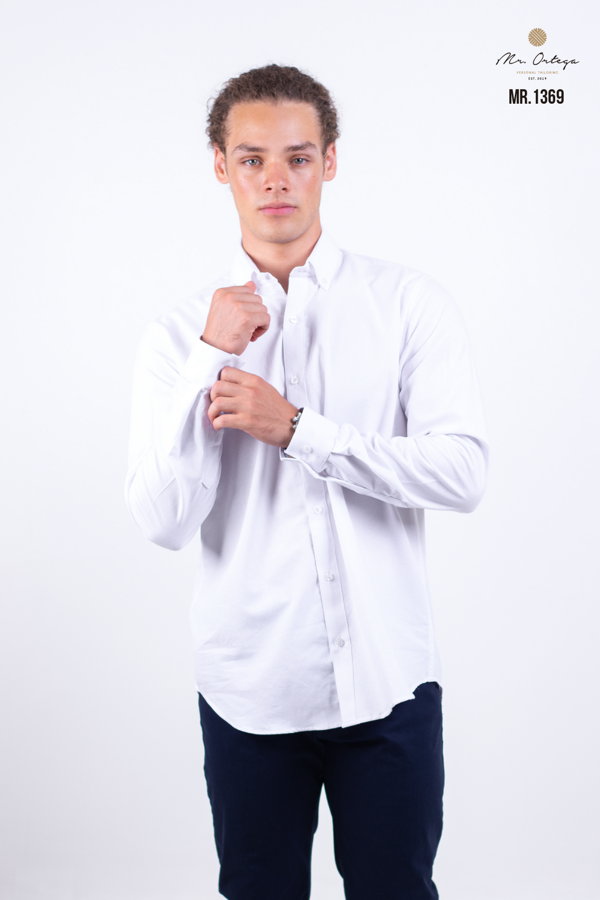 CAMISA LISA BLANCA MANGA LARGA