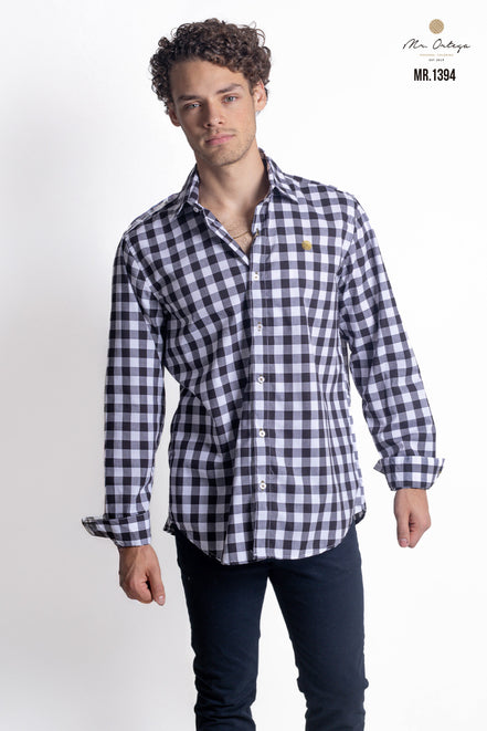 CAMISA CUADROS NEGRO Y BLANCO