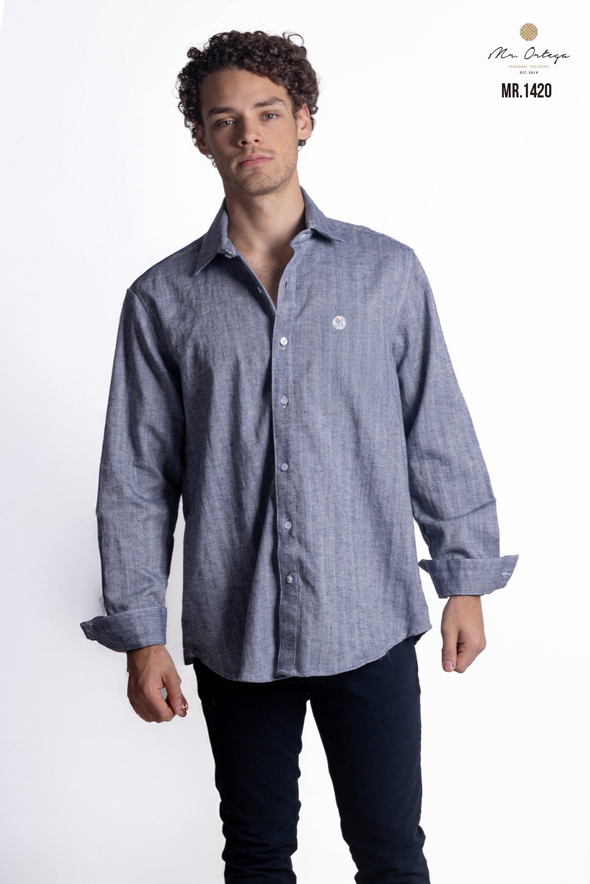 CAMISA LISA AZUL MARINO MANGA LARGA