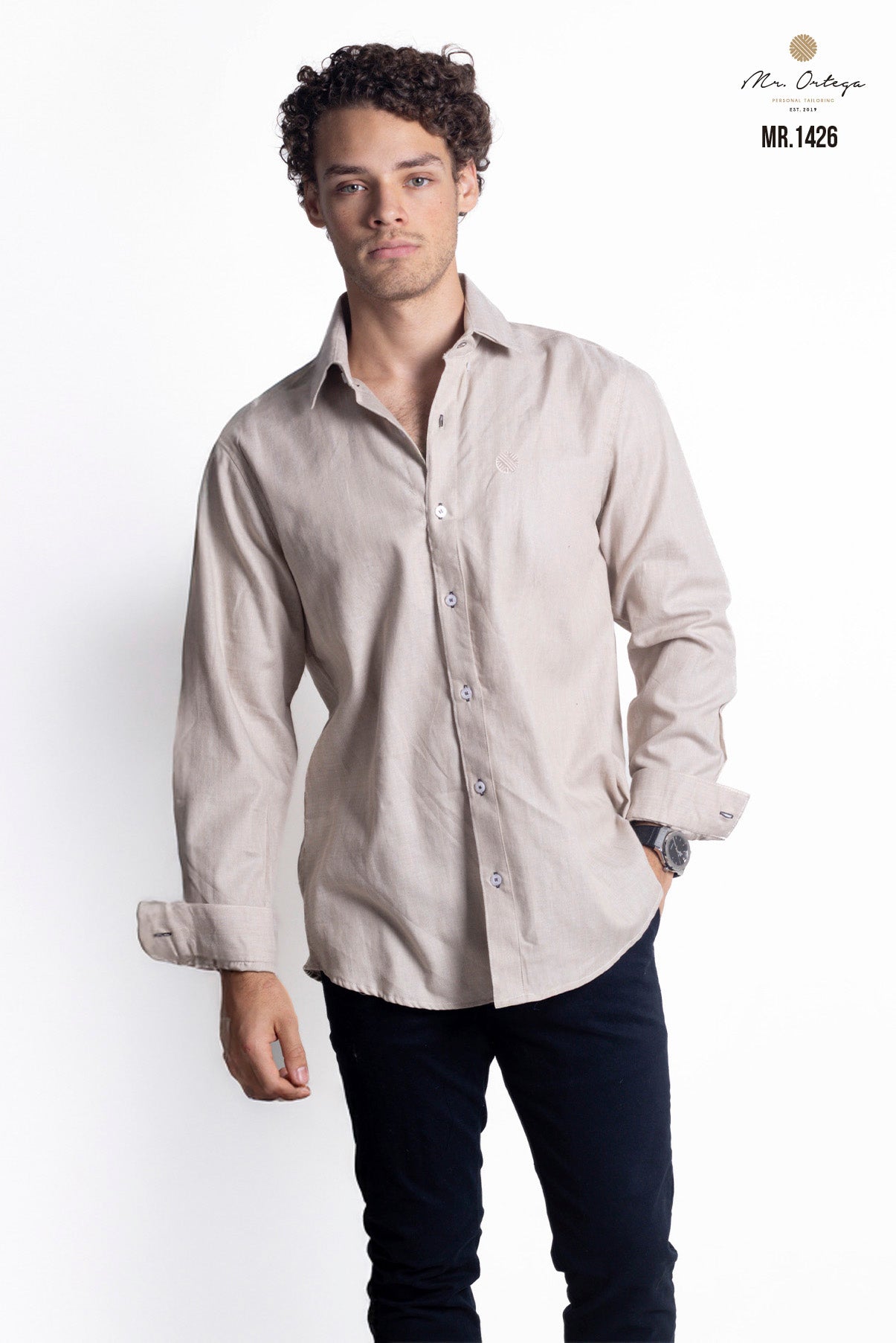 CAMISA LISA BEIGE MANGA LARGA