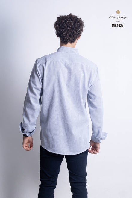 CAMISA BLANCO Y AZUL MARINO