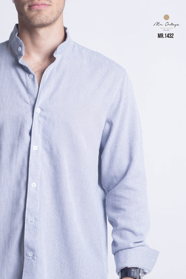 CAMISA BLANCO Y AZUL MARINO