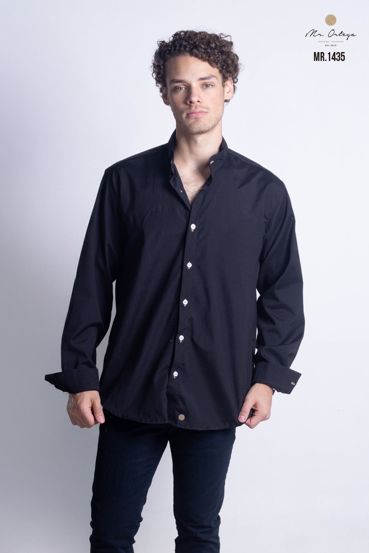 CAMISA LISA NEGRO MANGA LARGA