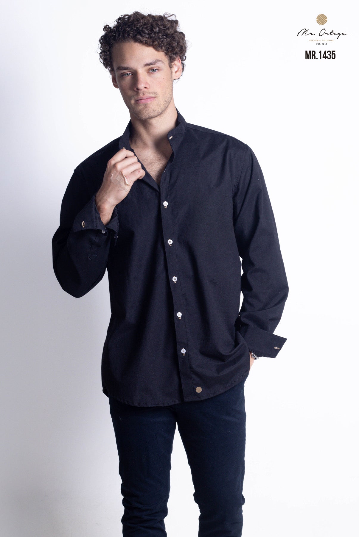 CAMISA LISA NEGRO MANGA LARGA