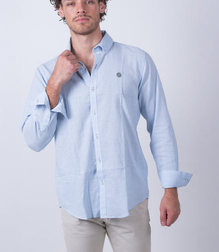 CAMISA LISA AZUL CLARO BORDADO VERDE