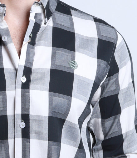 CAMISA CUADROS NEGRO Y BLANCO