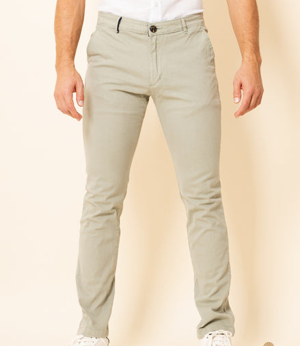 PANTALON DE GABARDINA VERDE PISTACHE