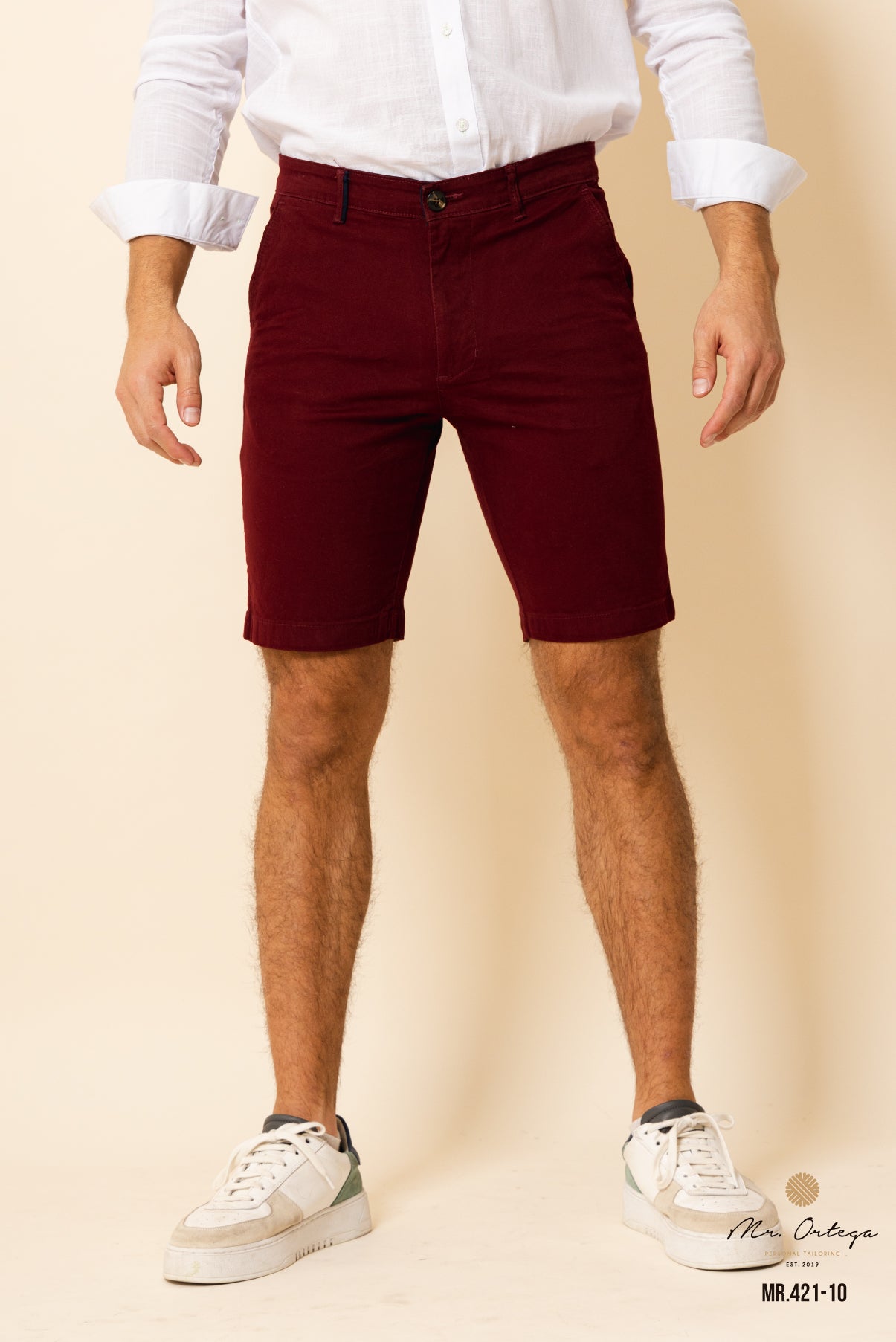 BERMUDA DE GABARDINA TINTO
