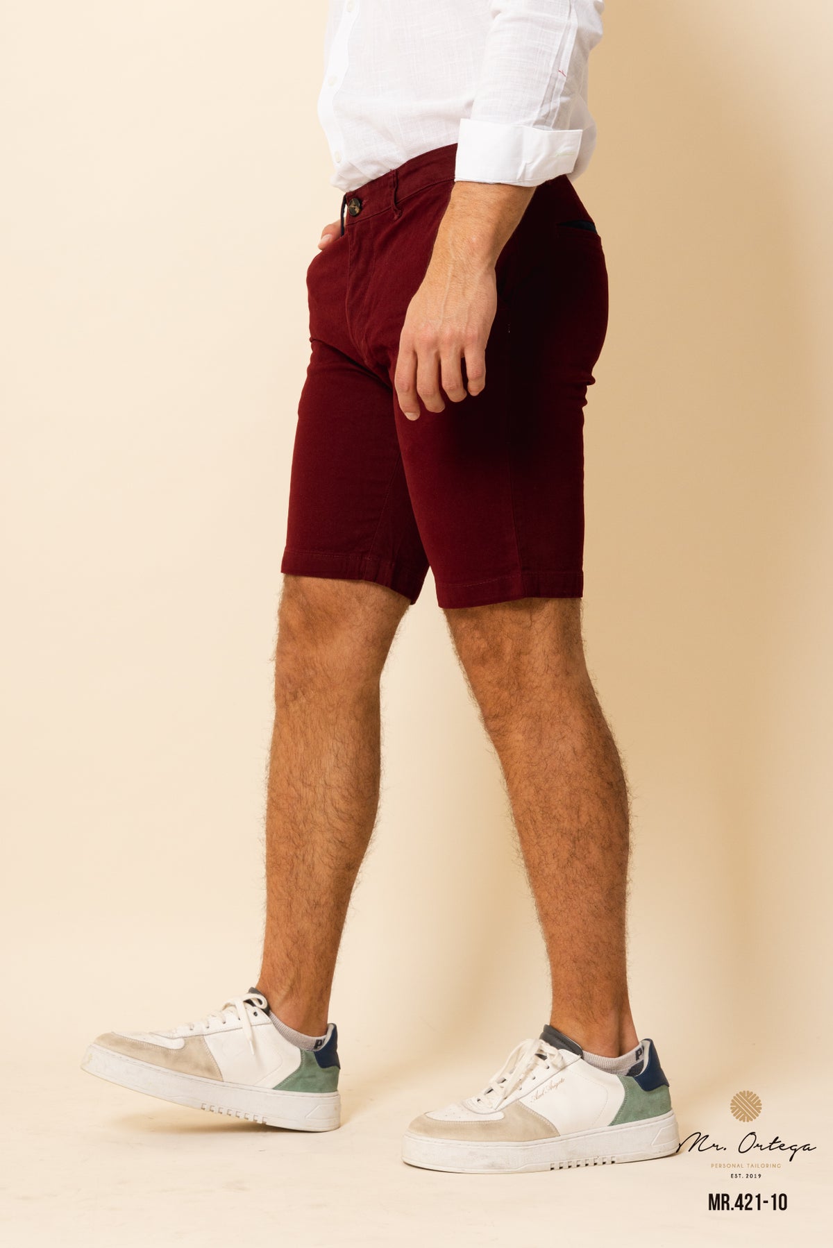 BERMUDA DE GABARDINA TINTO