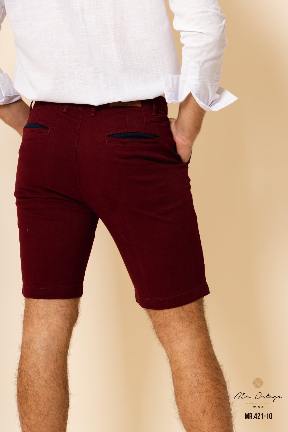 BERMUDA DE GABARDINA TINTO