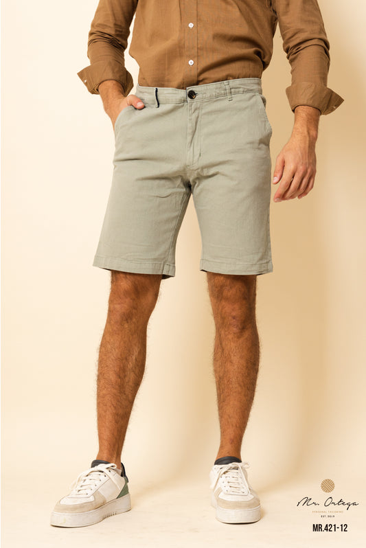 BERMUDA DE GABARDINA PISTACHE