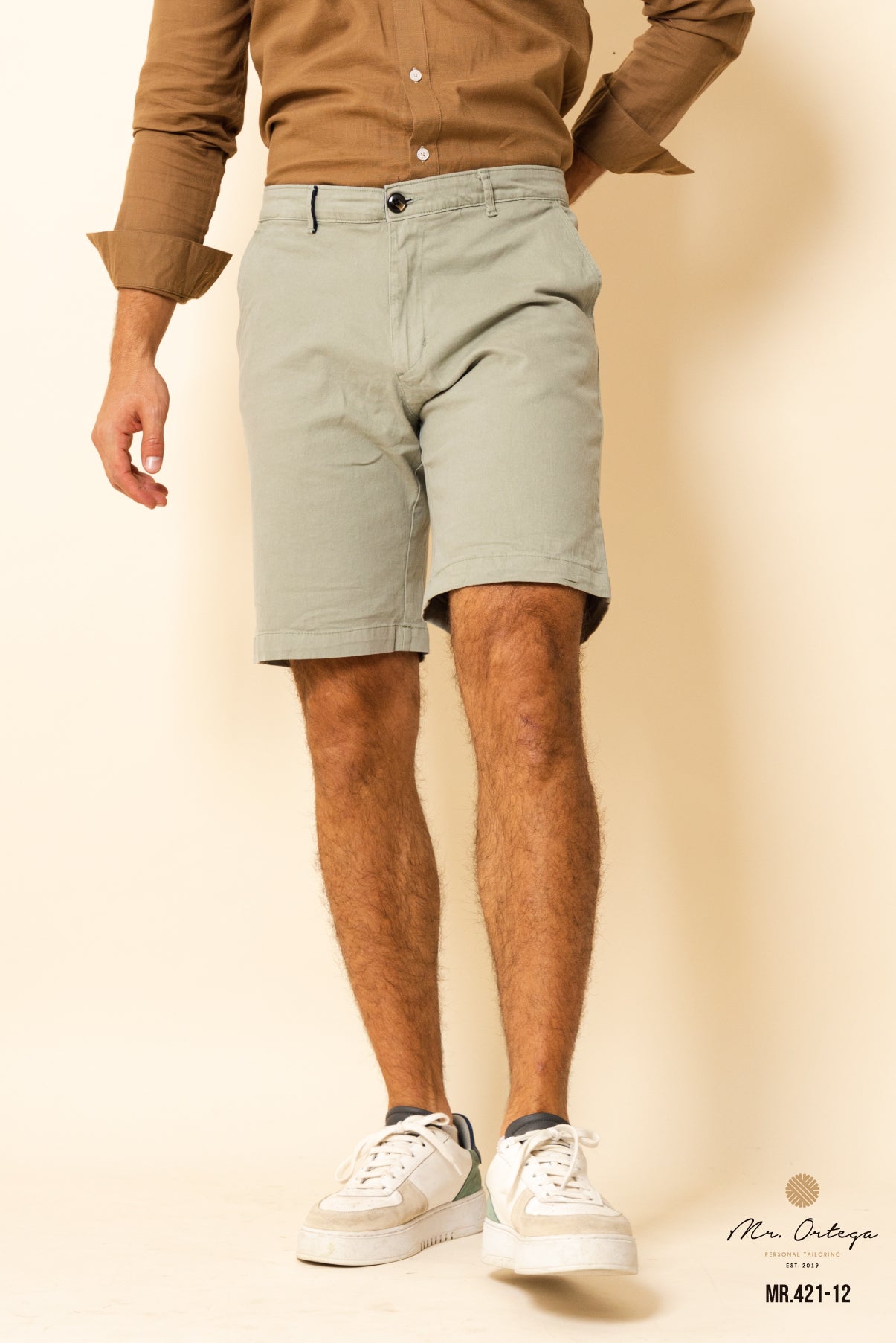 BERMUDA DE GABARDINA PISTACHE