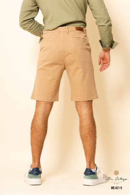 BERMUDA DE GABARDINA BEIGE