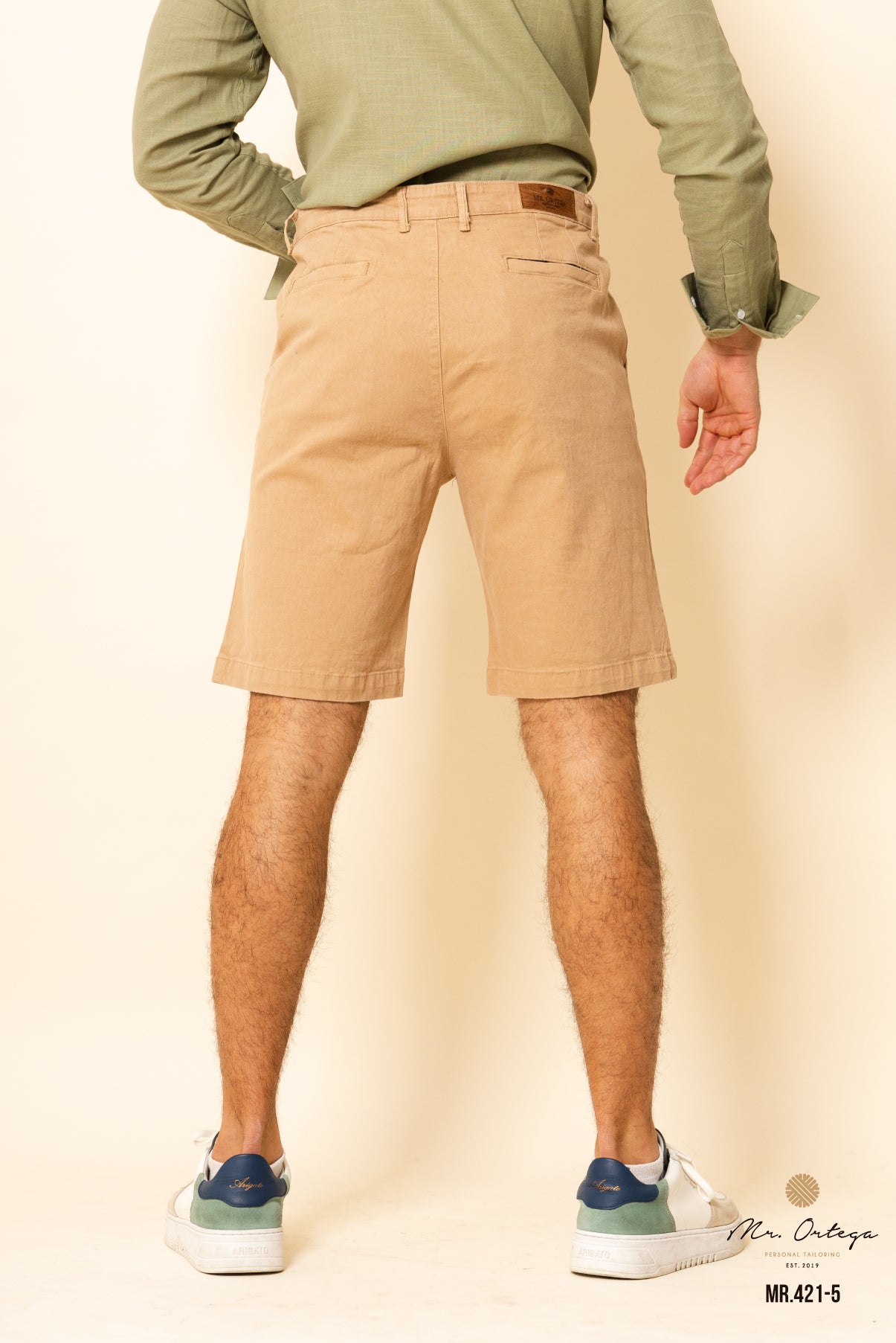 BERMUDA DE GABARDINA BEIGE