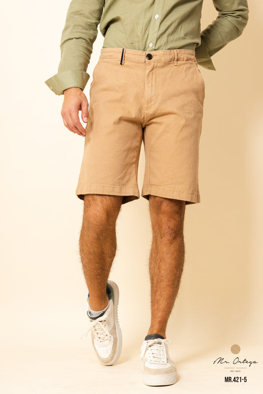 BERMUDA DE GABARDINA BEIGE