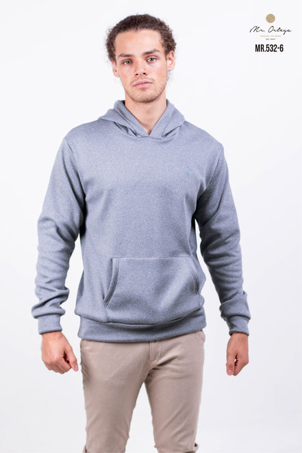 SUDADERA GRIS CON GORRO
