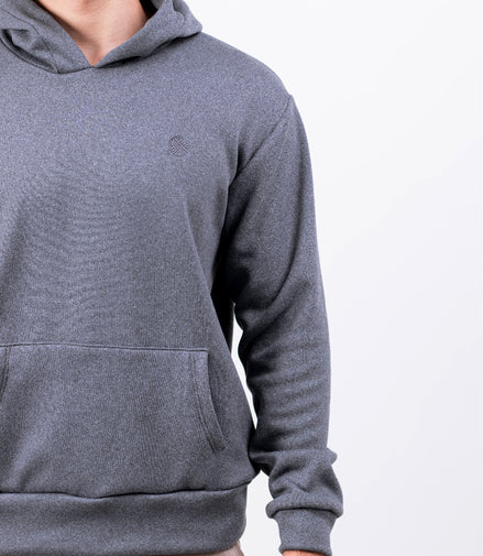 SUDADERA GRIS OSCURO CON GORRO