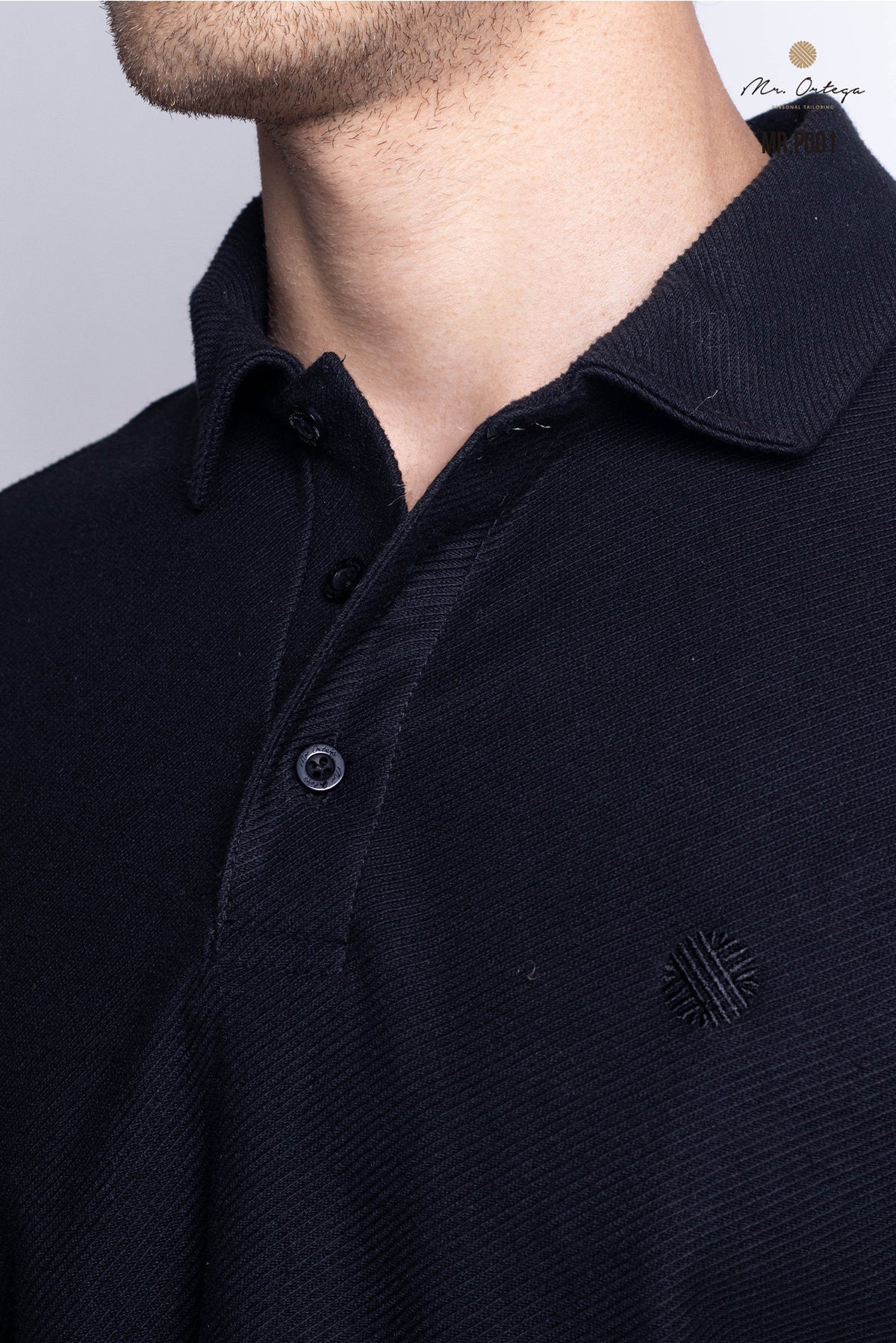 PLAYERA TIPO POLO TEXTURA WAFFLEADA NEGRO MANGA CORTA
