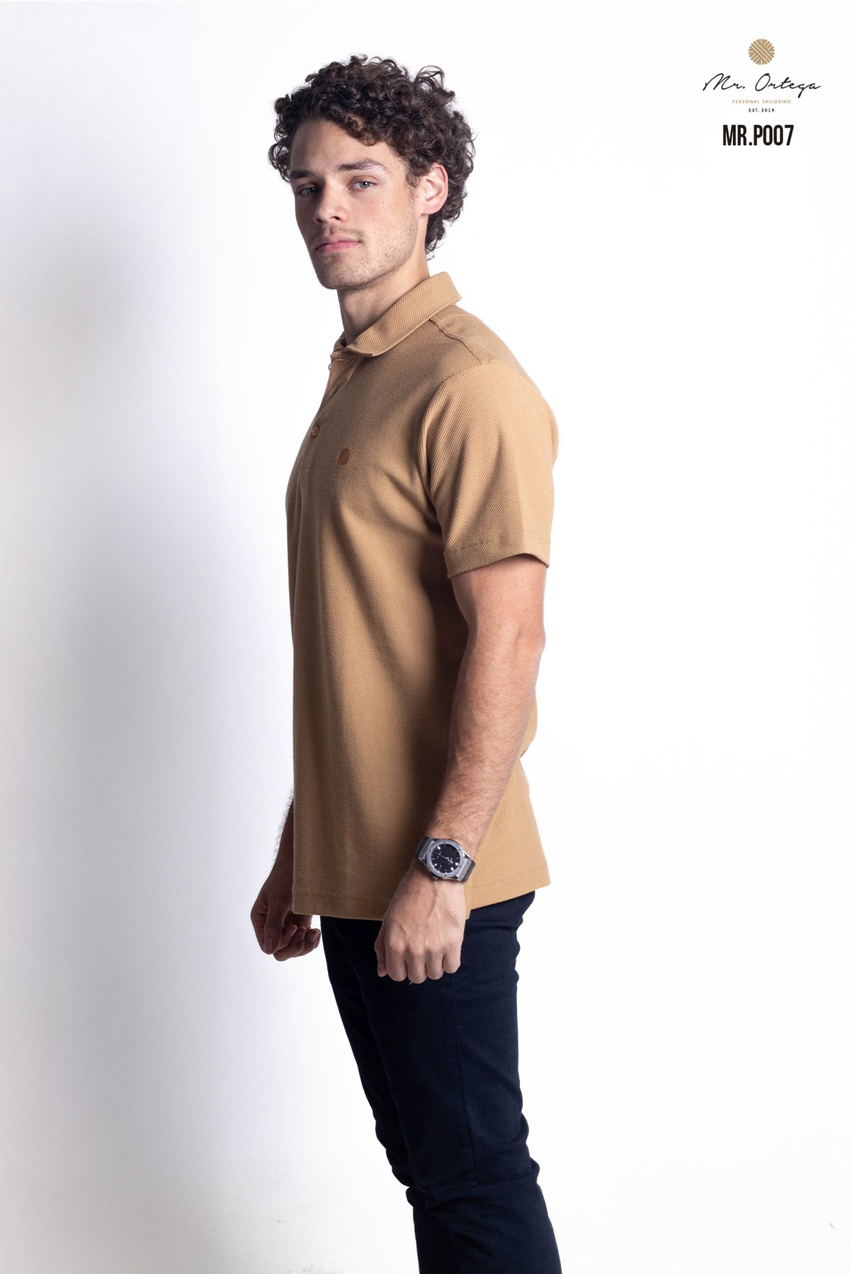 PLAYERA TIPO POLO TEXTURA WAFFLEADA CAQUI MANGA CORTA