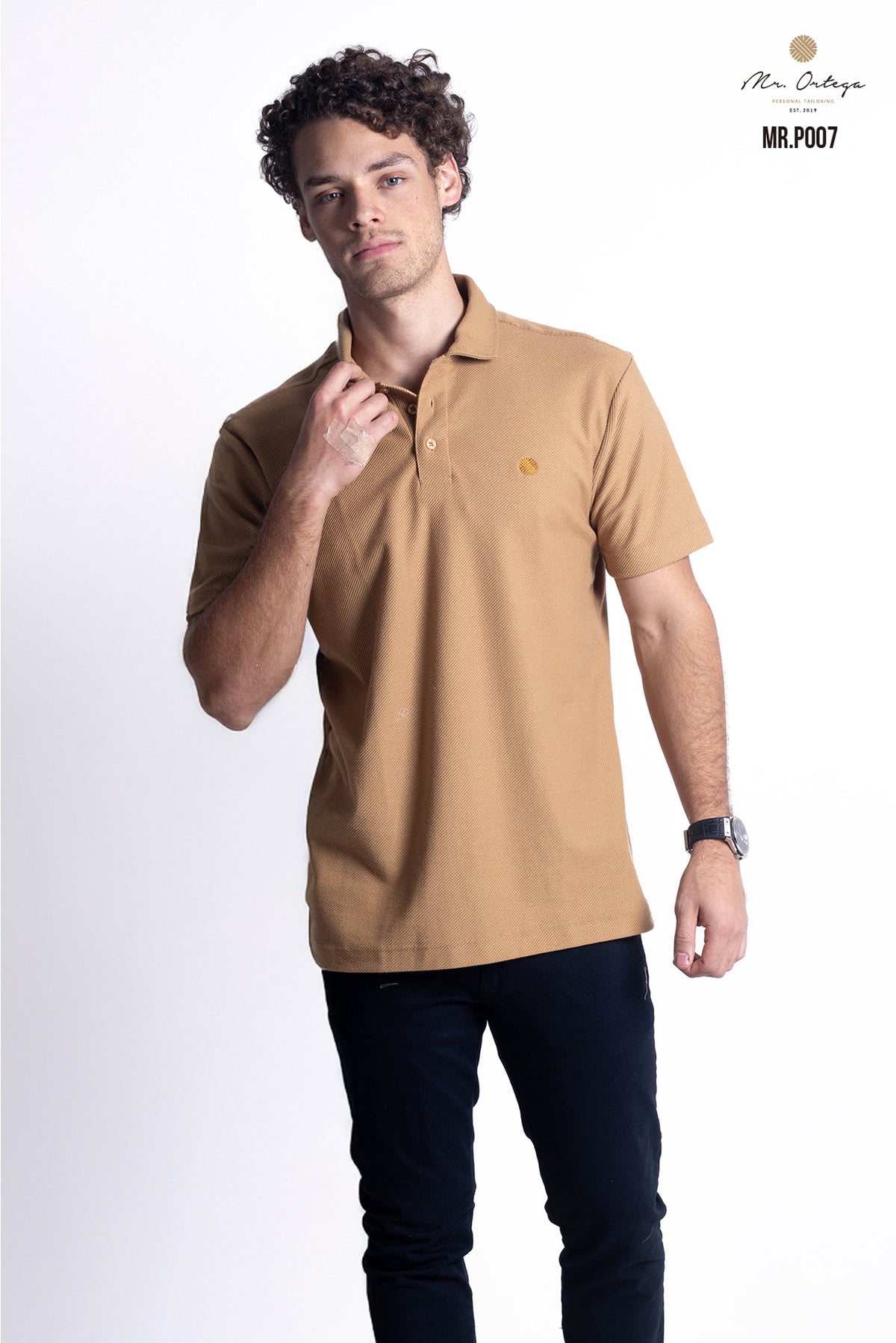 PLAYERA TIPO POLO TEXTURA WAFFLEADA CAQUI MANGA CORTA