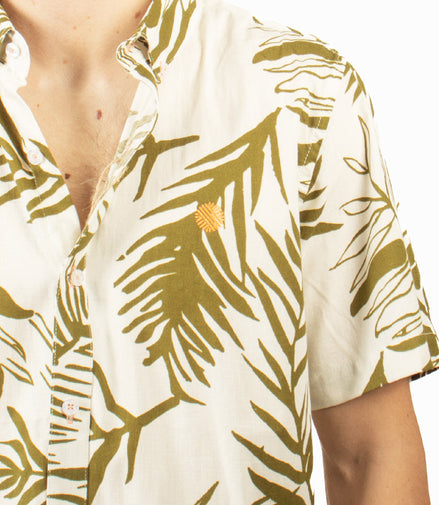 CAMISA BEIGE CLARO HOJAS VERDES