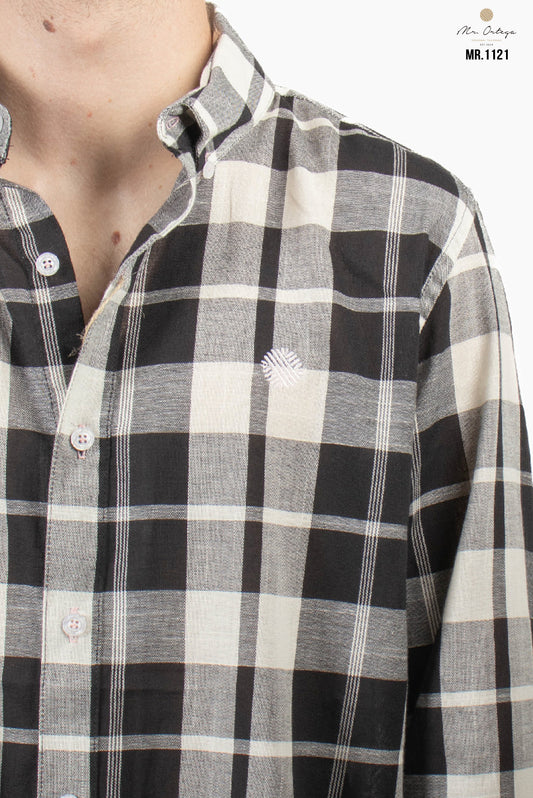 CAMISA CUADROS NEGRO Y BEIGE
