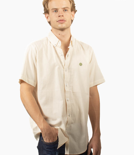 CAMISA LISA BEIGE MANGA CORTA LOGOTIPO OLIVO